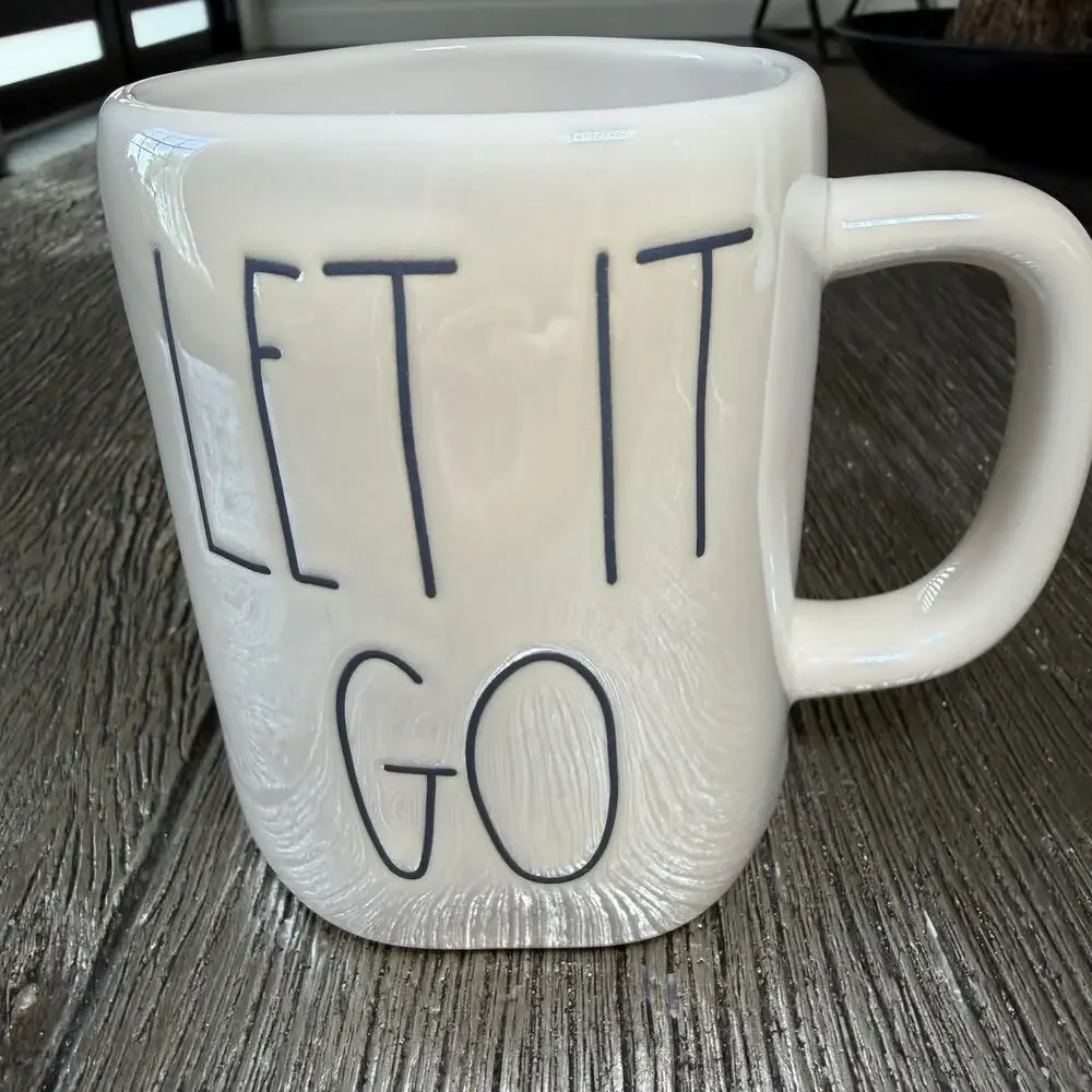 Rae Dunn Disney Frozen LET IT GO Elsa Large 18 Oz Mug Iridescent Artisan Collect